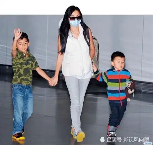 张柏芝三胎的代价,不是未公布孩子父亲,而是对两个儿子的不公