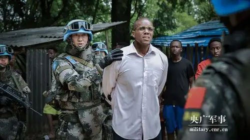 我国首部维和题材电影《中国蓝盔》摄制完成