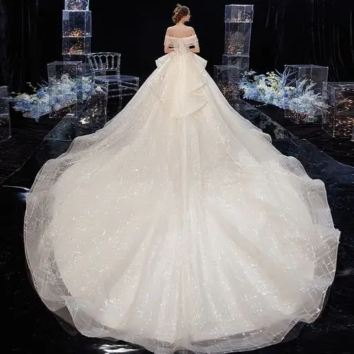 外贸婚纱礼服2022新款梦幻拖尾闪亮显瘦一字肩齐地出门纱跨境货源