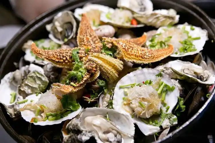 3月来青岛玩,别只会吃大虾,建议尝尝这8种海鲜,美味好吃还不贵