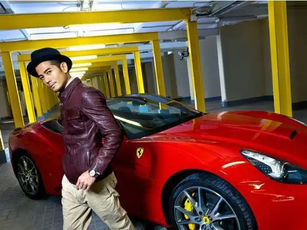 "四大天王"之一郭富城,到底身价值多少?光看他的豪车就知道了
