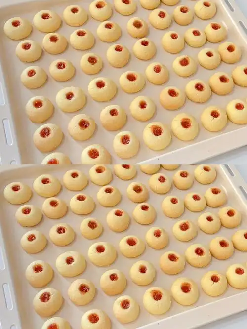 烤箱美食超好吃的果酱小饼干爱死这个配方