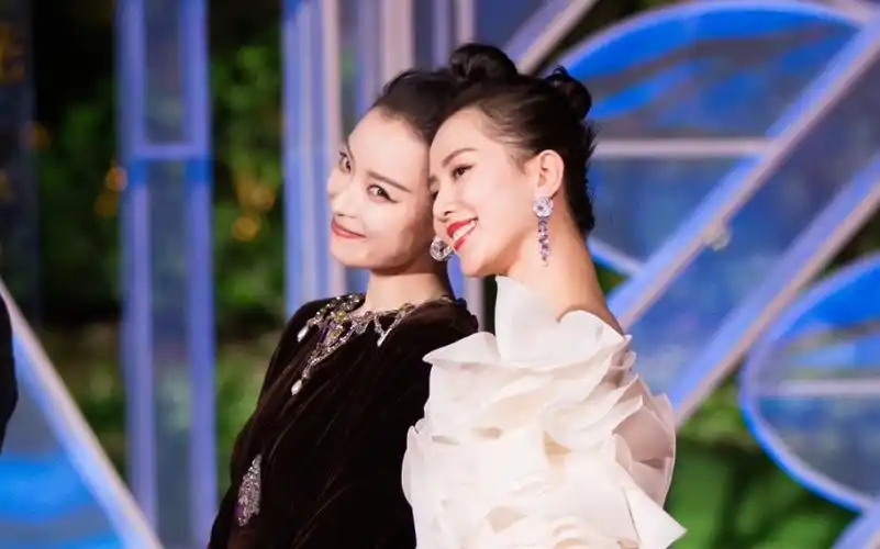 79为妮写诗79倪妮刘诗诗近几年所有的糖～甜到掉牙啦!