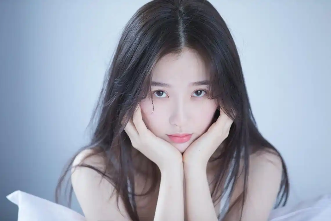 虞书欣高清写真图片图片,4k高清美女图片,娟娟壁纸