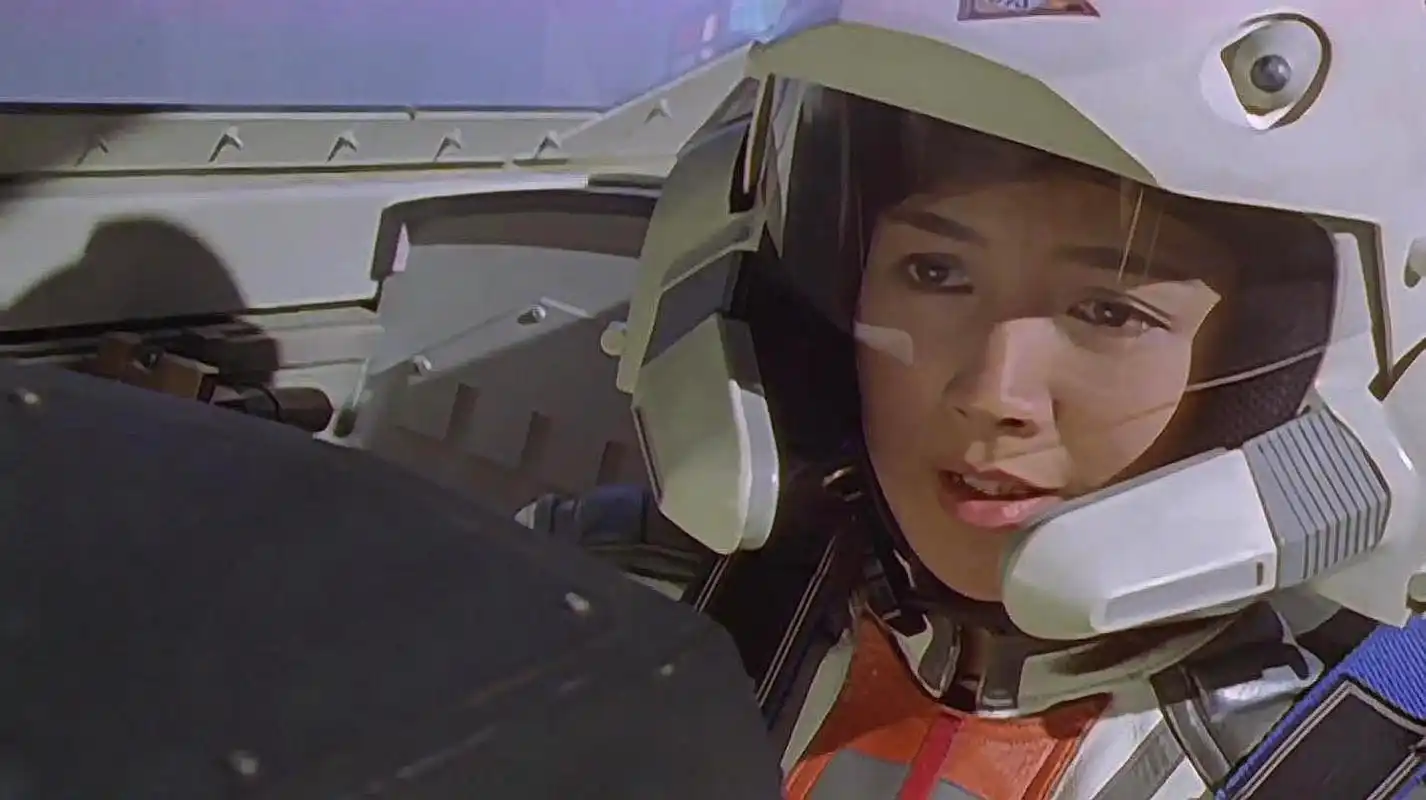 迪迦奥特曼:怪兽又出现了,丽娜打算出发迎敌,大古也上了飞机