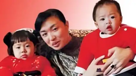 同样是金星收养的孩子,精心培养20年,如今三个孩子境遇云泥之别