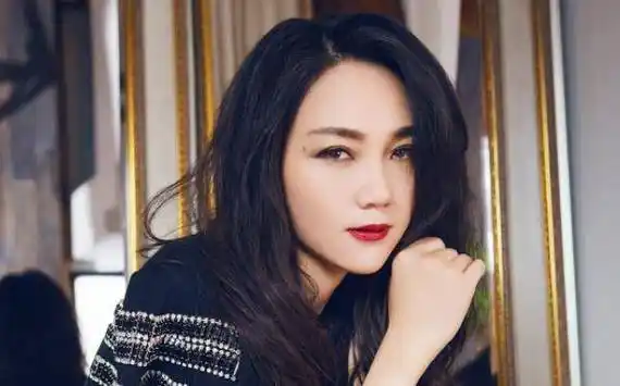 周群_李靓蕾_张震