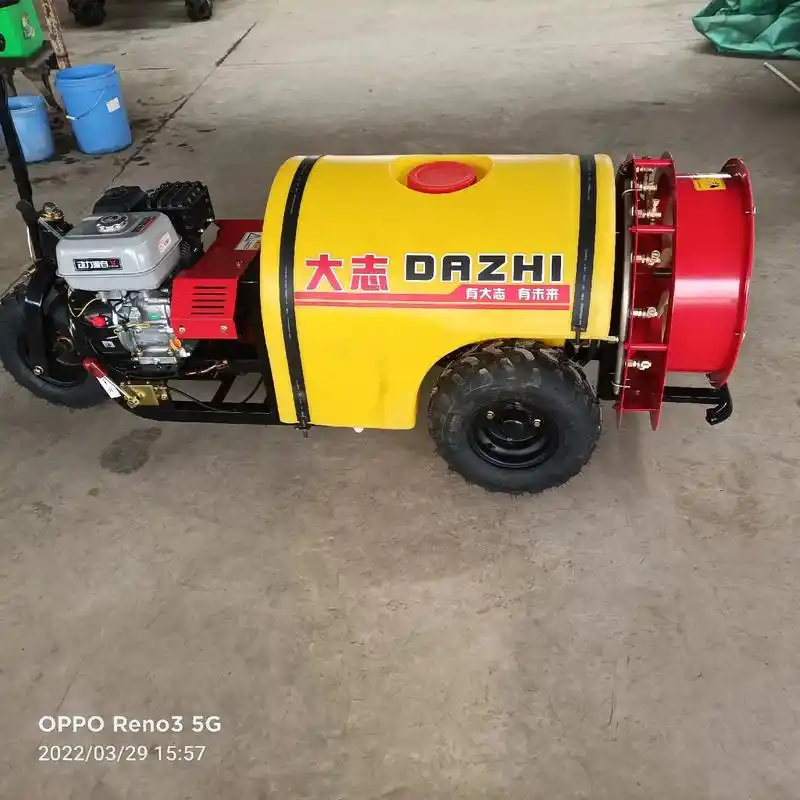 大志农机2022最新款,自走打药机300斤带后桥分离系统!# - 抖音