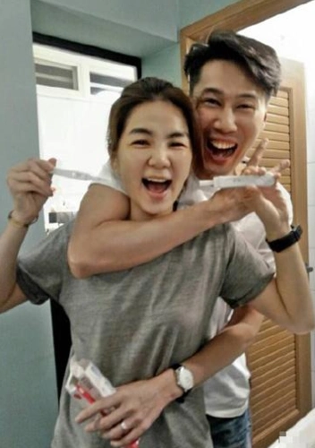 ella宣布怀孕与赖斯翔结婚4年恩爱如初意外造人成功