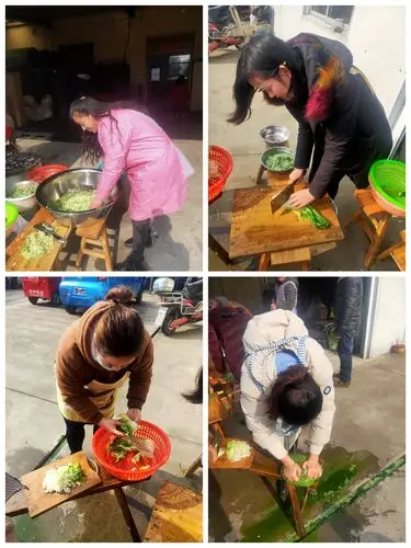 漂亮能干的妈妈们在切菜,滤水!