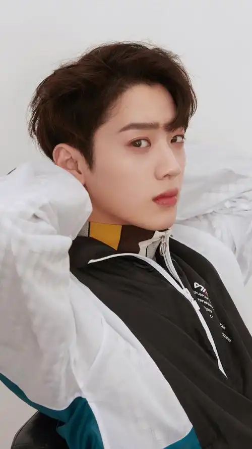 赖冠霖手机壁纸图片