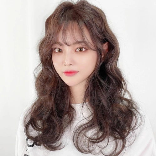 适合夏天的中长发发型,好看修颜显气质!