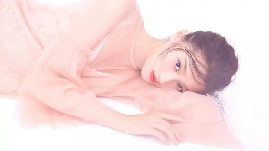 关晓彤图片壁纸1416