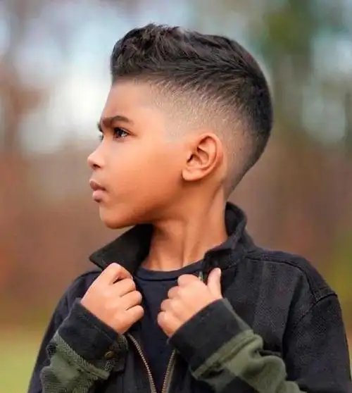 最帅小男孩发型设计 这么剪引领发型潮流_儿童发型 - 美发站