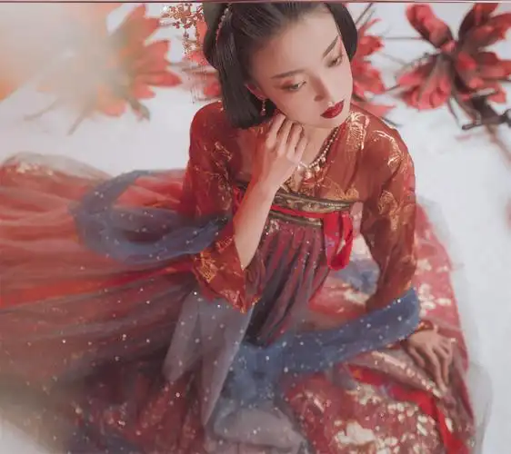 汉服渐变色星空裙百鸟朝凤女装渐变裙夏季款红色仙女裙姐妹两片式