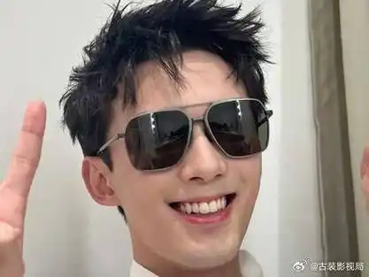 猴系嘴凸?那也是美猴王级别!#吴磊# #爱豆v力量# 猴系嘴凸?