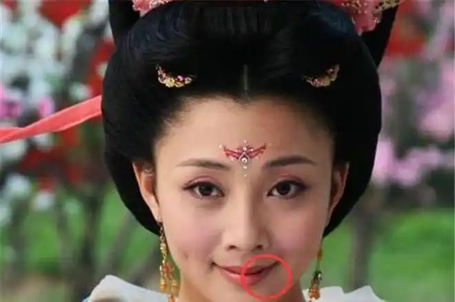 盘点嘴角有痣的八大美女明星,看看谁最迷人?