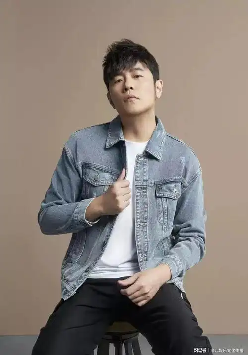 周董巴黎看梅西 昆凌嗨翻一旁跳舞|周杰伦|巨石强森|巴黎圣日耳曼