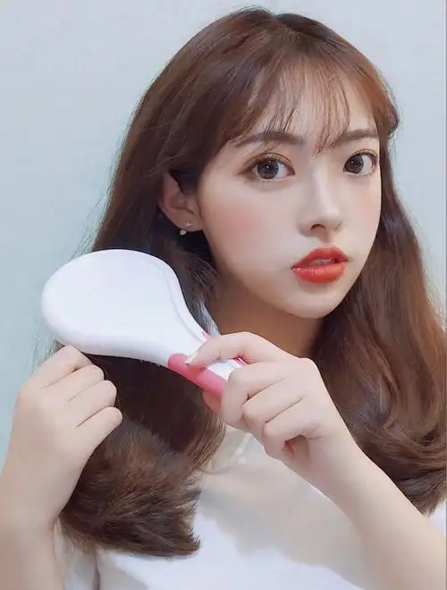 超日常适合约会拍照的9款发型