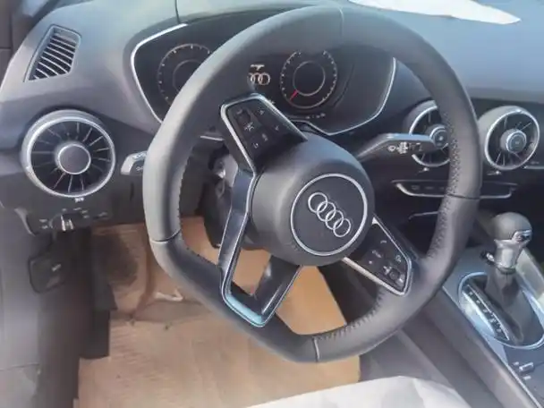 2024款奥迪tt现车到港配置介绍可办分期