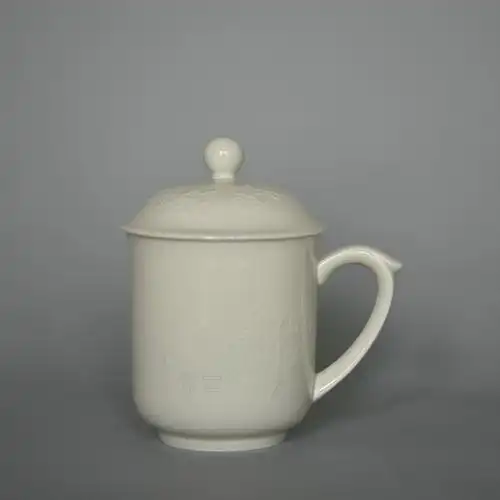 定瓷陈氏定窑白釉剔刻梅花竹韵盖杯带把茶杯定窑茶具