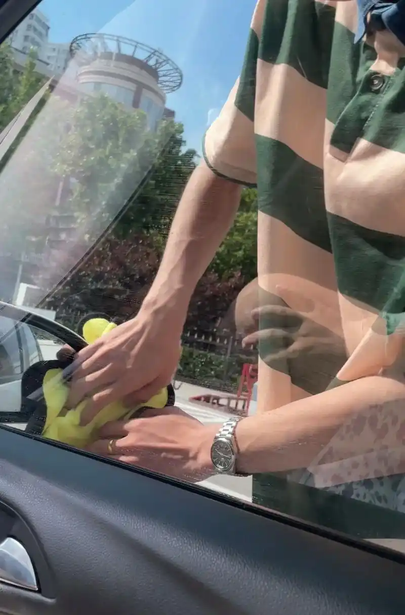 女友视角比帅照更有杀伤力 #情侣 #我们俩 #真实的样子 - 抖音