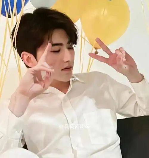 蔡徐坤头像第一弹