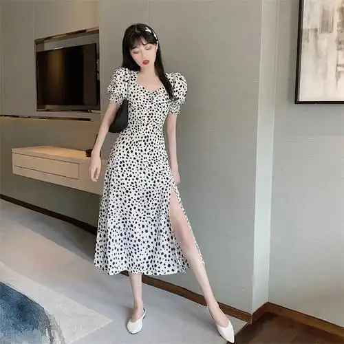 茶歇法式碎花裙女2021夏季新款赫本风初恋裙设计感小众开叉连衣裙 a2