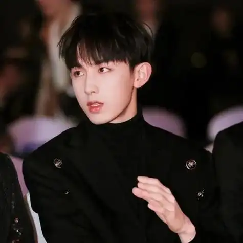 郭俊辰最帅的qq头像