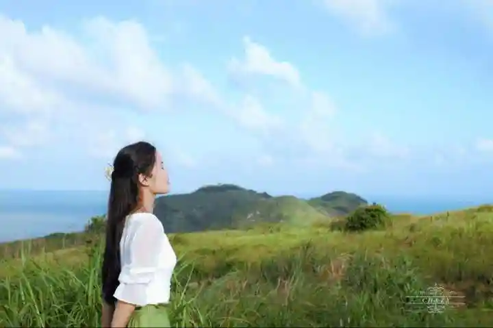 下面是人物照,包括当时拍的婚纱照