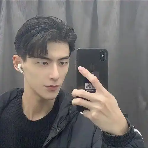 帅这才是圆脸男生该留的10款发型