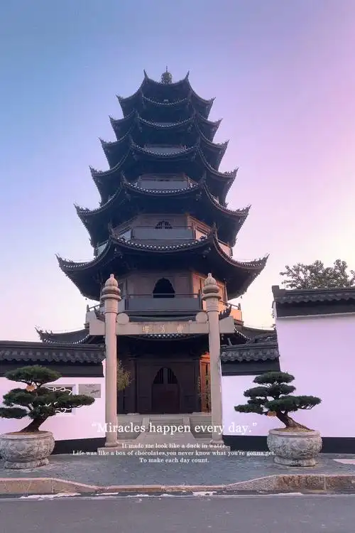 n
从两年前开始,古镇开始大规模改建,现在走在泗泾老街上,可以