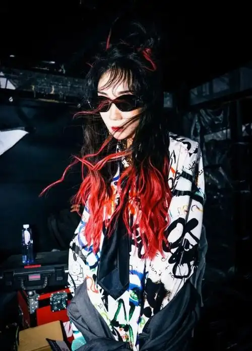 乃万我崇敬陈冠希网友纯种媚男滚粗