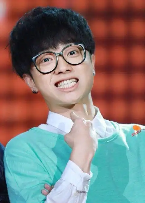 "火星人成长记〃——华晨宇