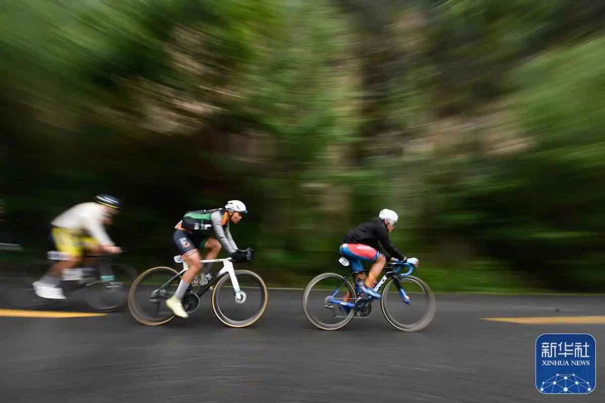 环青海湖国际公路自行车赛第四赛段赛况