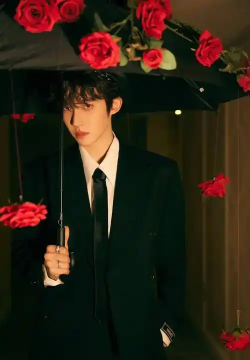 原创1天5瓜阿沁妻子涉毒被抓刘宇辟谣抄袭张艺兴都是大瓜