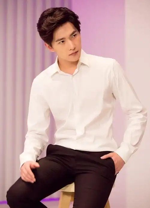 盘点男明星白衬衫图谁是你心中的白衬衫男神
