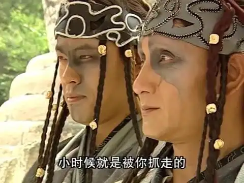 倚天屠龙记张无忌认出玄冥二老新仇旧恨一起算大战一场