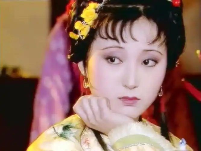 红楼梦宝黛的情感纠葛还是极好的人生哲学