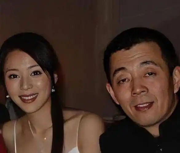 嫁给大导演的女明星,有人儿女双全,有人遭背叛,还有人