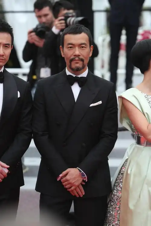 廖凡(中国内地实力派男演员)_尚可名片