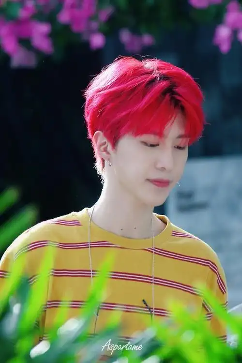 【范丞丞】绝版红发饭拍图频精选合集(2)【出道后】