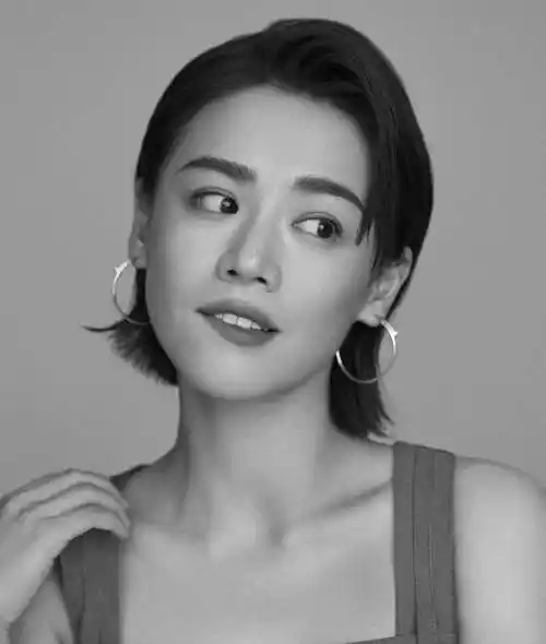 年纪轻轻就被封影后,能唱能跳的马思纯,请继续加油_身材_感觉_身体