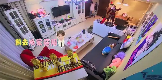 参观小鬼王琳凯的家家里到处都是玩具独立音乐室超酷炫