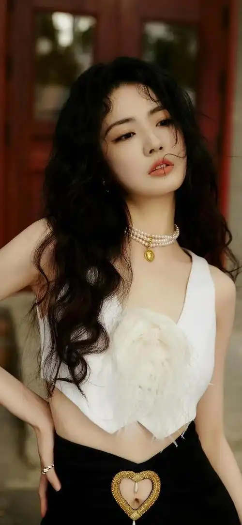 美人图|徐璐:这身材深藏不露啊,之前真是小看她了