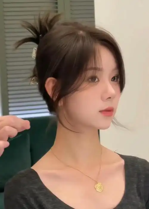 甜美俏皮的八字刘海 适合圆脸肉肉脸