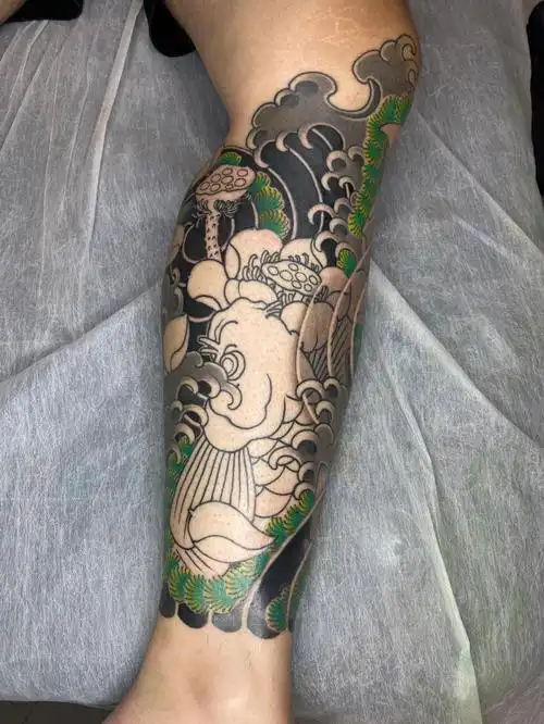 南宁文身  #包小腿  #老传统鲤鱼更一更进度