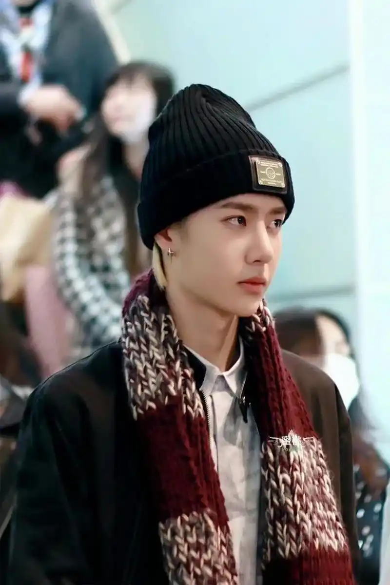 让粉丝们惊艳不已的白牡丹 #王一博