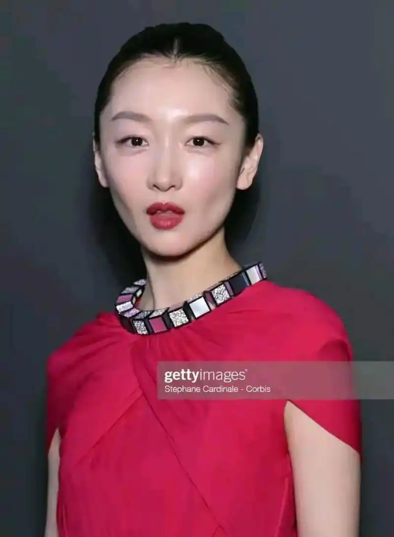 周冬雨面相变了!