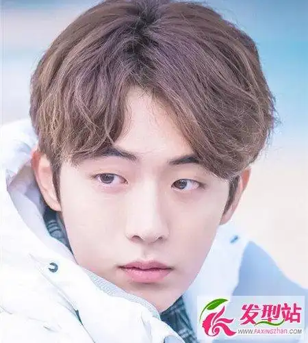 男生四六分发型烫发大全偏分刘海最帅气时尚